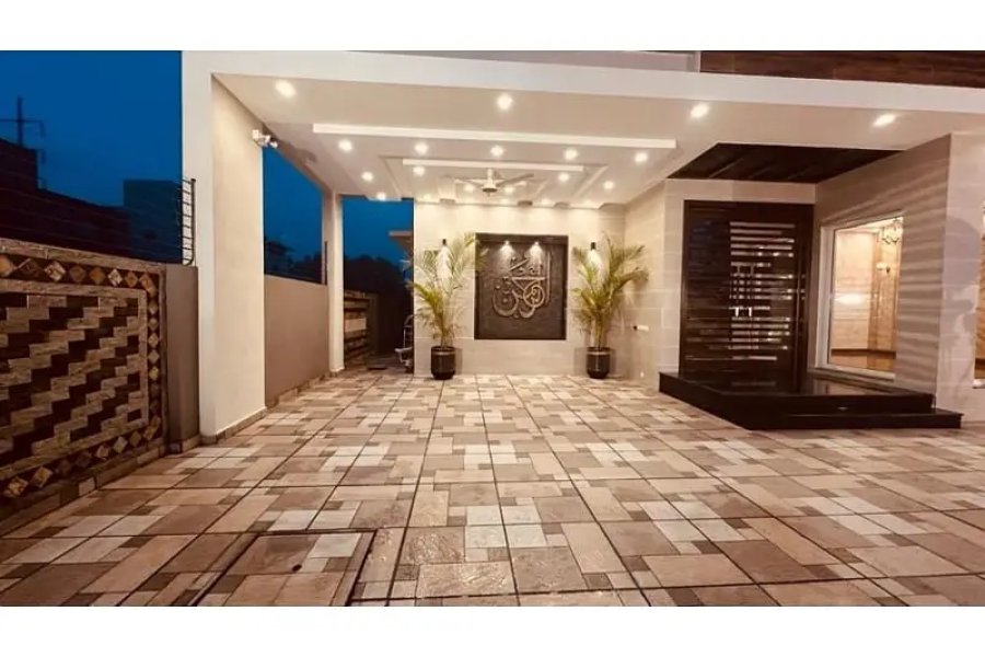 20 Marla Semi Furnished Beautiful Modern Bungalow Available For Sale In DHA Phase 7 Bloch Y Lahore