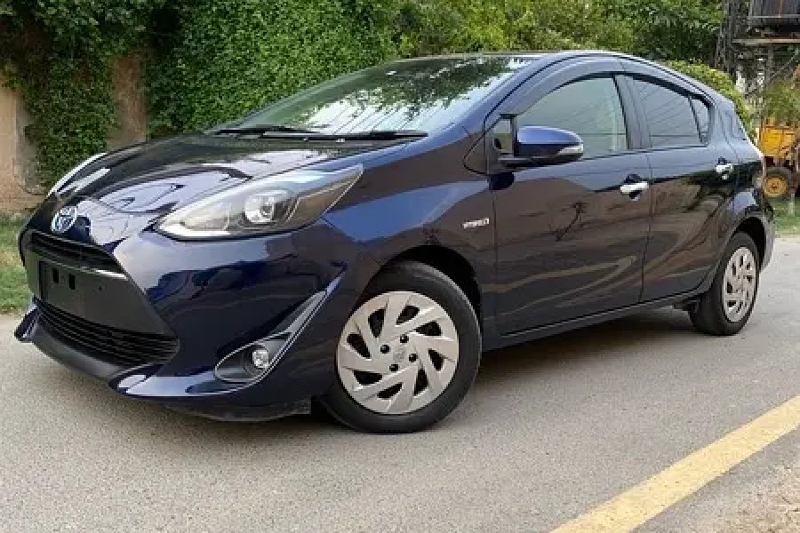 Toyota Aqua 2019 S LED