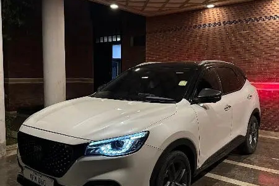 MG HS Trophy 2021