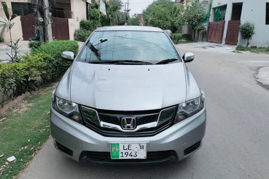 Honda City 1.3 2018/18 reg
