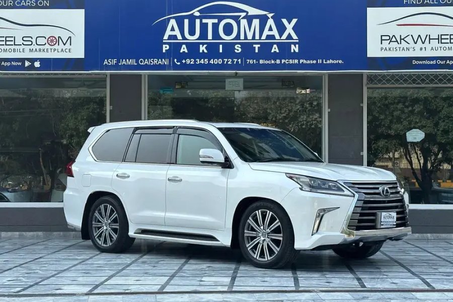 Lexus LX570 2016
