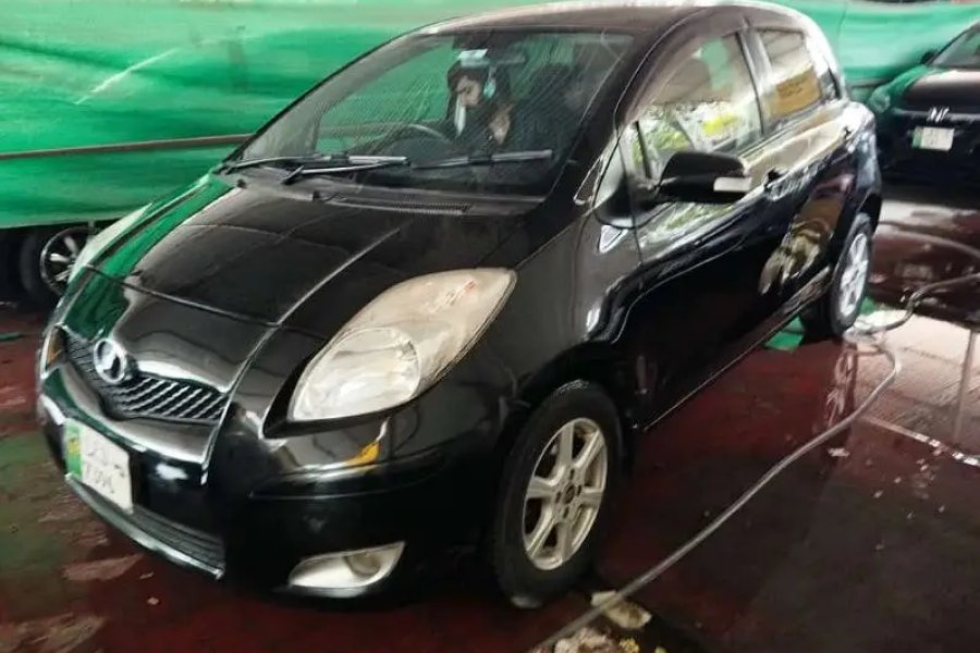 Toyota Vitz 2008 Model 2013 Registeration