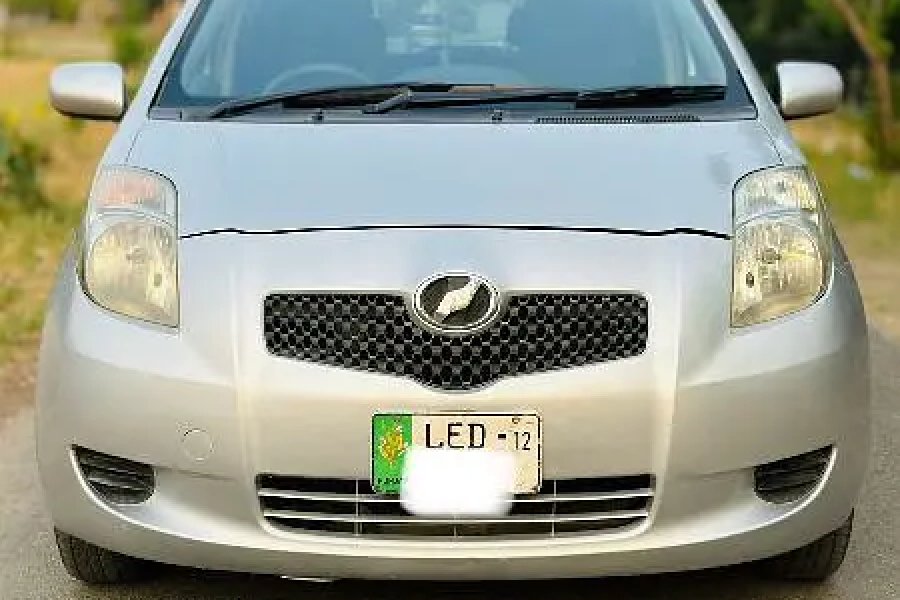 Toyota Vitz 2007 Model 2012 Import B2B Geniune Car