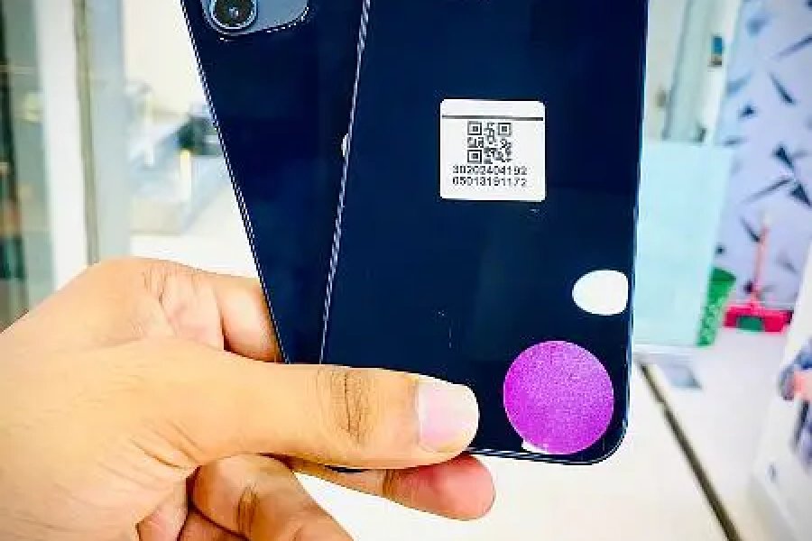 Iphone 12 JV 10/10 Stock Water Pack 100% Battery Health