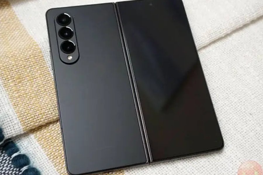 Samsung Galaxy Z Fold 4