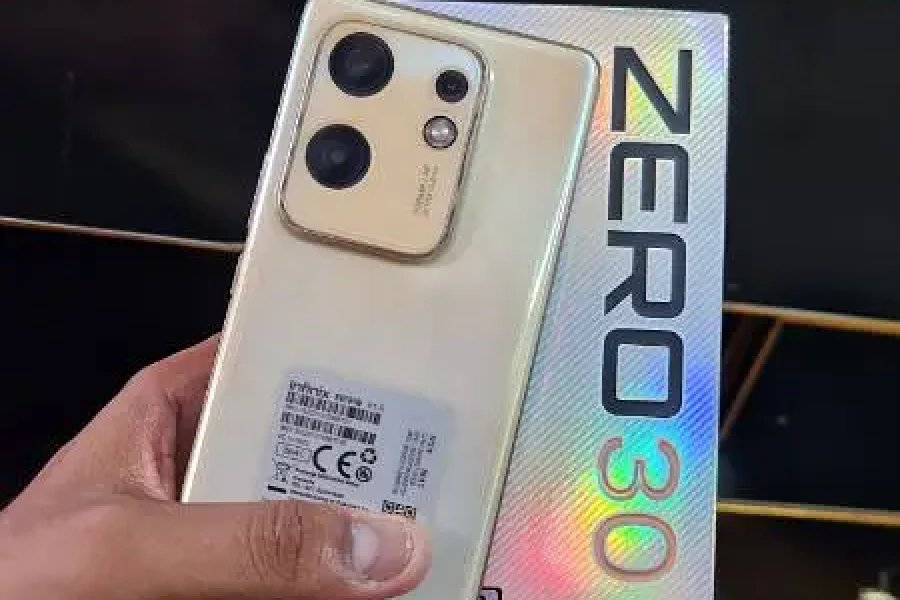 Infinix zero 30 8/256Gb ( pin Dot see pics ) 5000 mah 108Mp 10/10