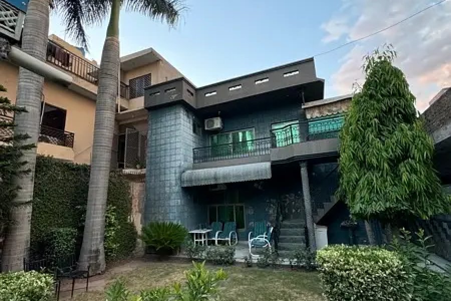 10 مرلہ مکان