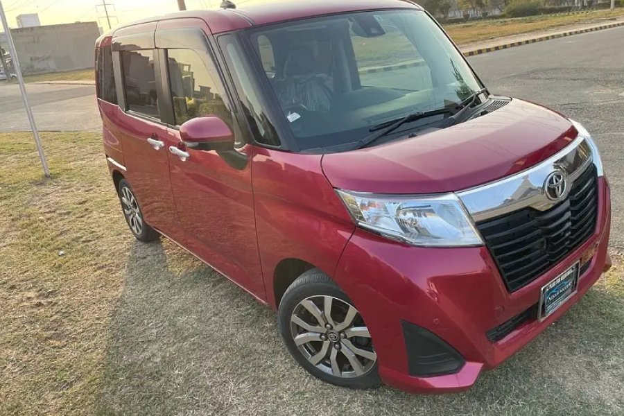 TOYOTA ROOMY TURBO 1000CC FULL OPTION TOTAL GENUINE