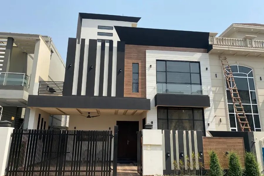 سٹی ہاؤسنگ سوسائٹی میں مکان خریدنے کے لیے ابھی رابطہ کریں۔