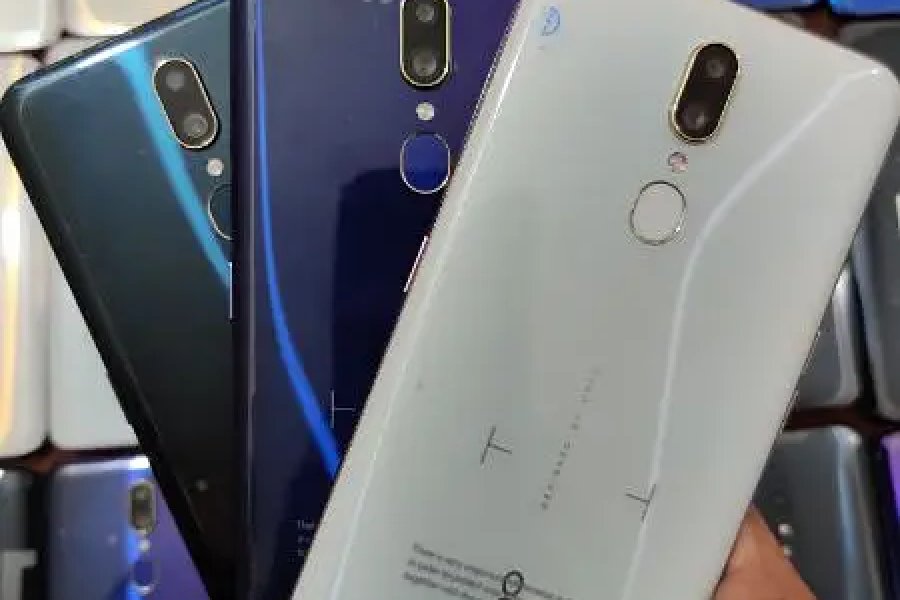 Rs 13,499 Oppo F11 6/128GB in 10/10 Condition