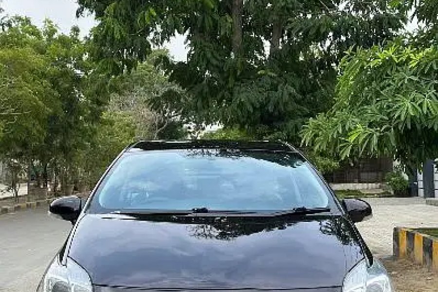 *TOYOTA PRIUS S LED PACKAGE NEW SHAPE HYBRID (1800cc)* 2016