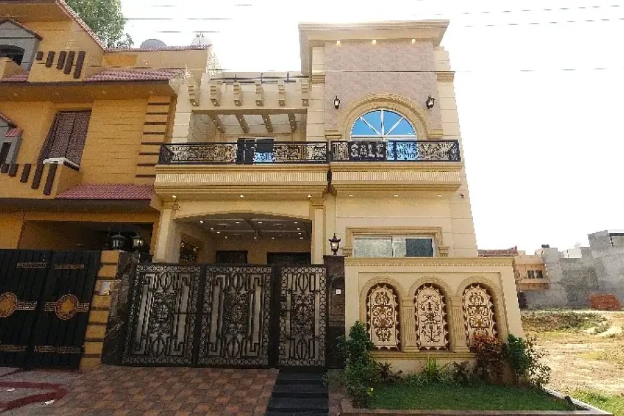 الحفیظ گارڈن - فیز 5 میں 5 مرلہ مکان برائے فروخت۔