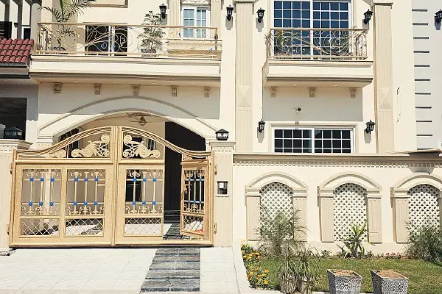 سٹی ہاؤسنگ سکیم میں اپنے خوابوں کا گھر حاصل کریں۔