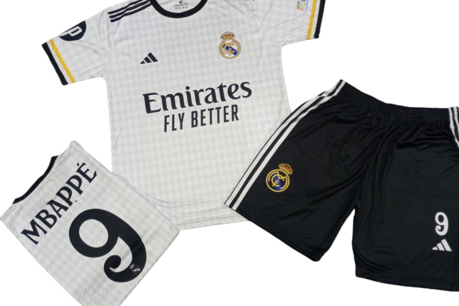 فٹ بال جرسی کلب کٹس