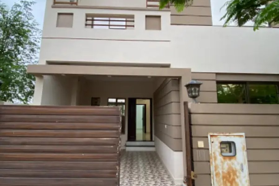 بحریہ ٹاؤن کراچی میں علی بلاک ولا برائے فروخت