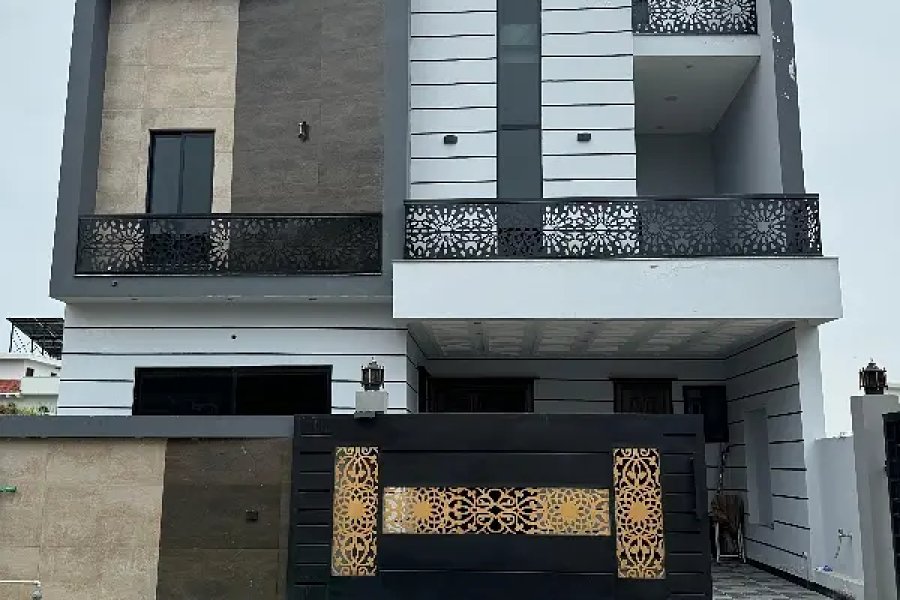 ملٹی B17 اسلام آباد سائز 8 مرلہ میں خوبصورت مکان فروخت