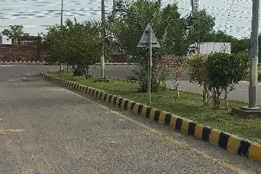 داؤد ریزیڈنسی مین ڈیفنس روڈ لاہور میں 6 مرلہ رہائشی پلاٹ برائے فروخت