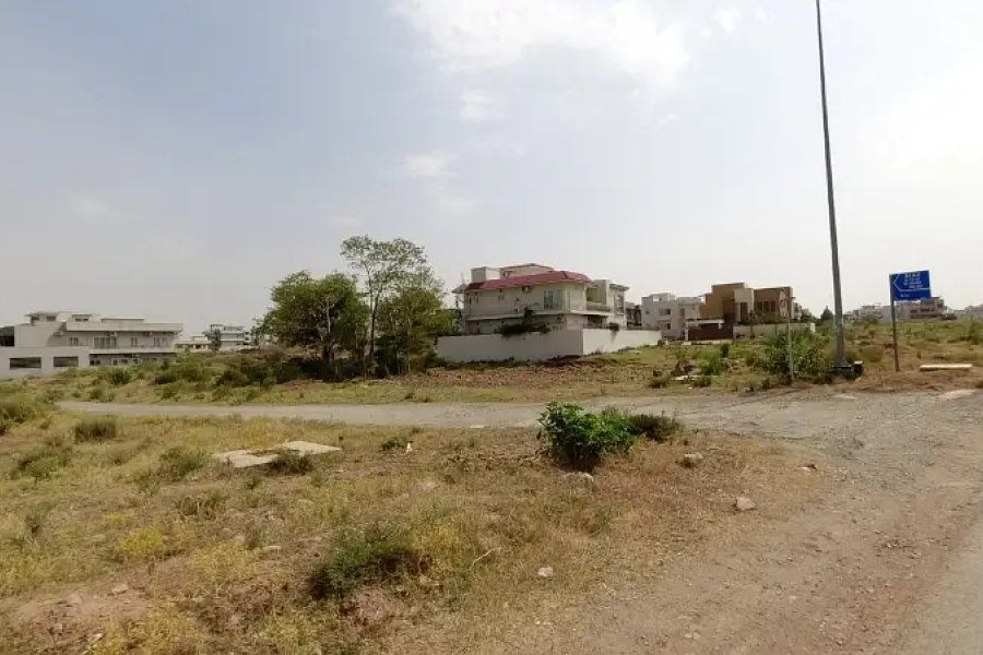 D-12 میں 4500 مربع فٹ کا رہائشی پلاٹ