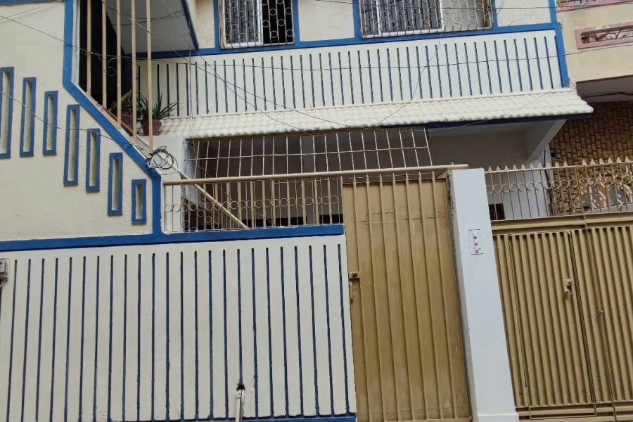 HOUSE FOR URGENT SALE