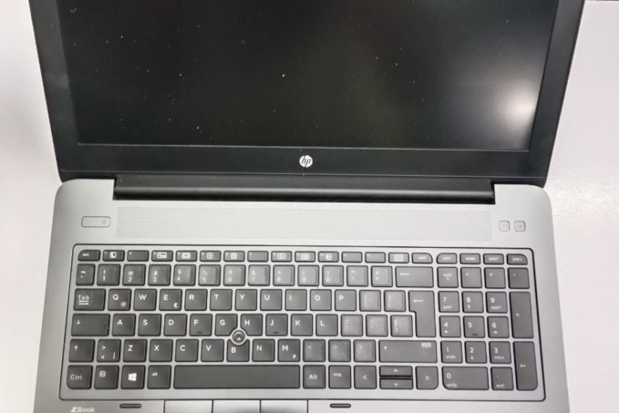 HP ZBook 15 G4 i7 7 Gen FHD، 16GB رام، 512 SSD، 4 GB گرافک کارڈ M2200