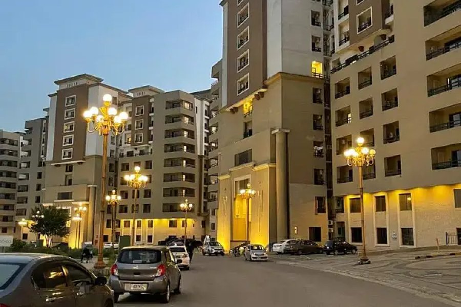 زرکون ہائٹس جی 15 اسلام آباد میں چار بیڈ فلیٹ کرایہ پر دستیاب ہے۔