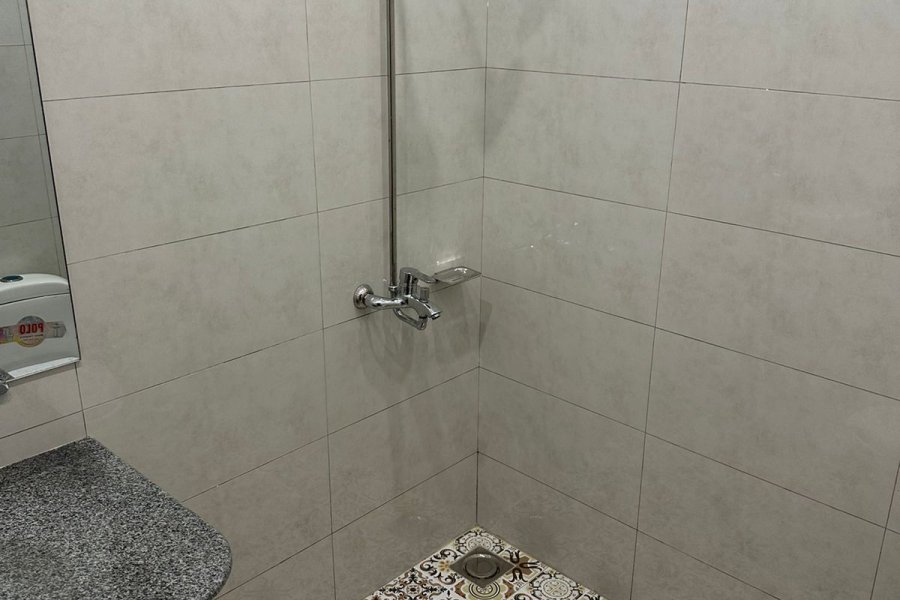 7 Marla Brand New Tripple Story House in Abubakar Block Bahria Town