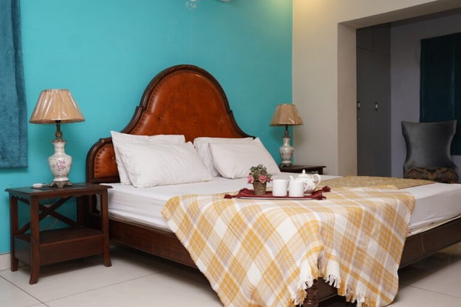 فرنشڈ کمرے روزانہ کی بنیاد پر کرایہ پر دستیاب ہیں۔