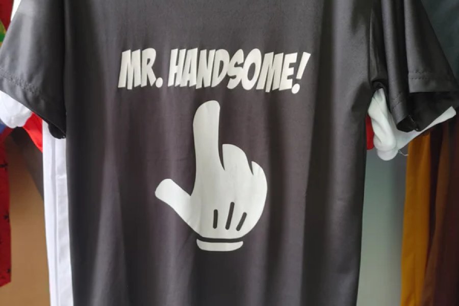 Men Unique Design T Shirt by Kragnify