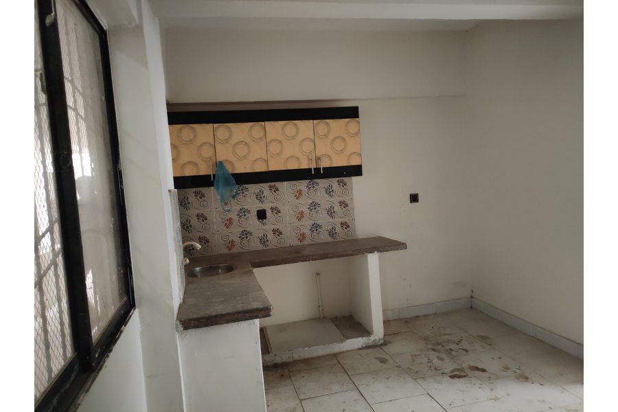 ویسٹ اوپن فلیٹ کرایہ پر ون بیڈ لاؤنج PKR 8000 میں