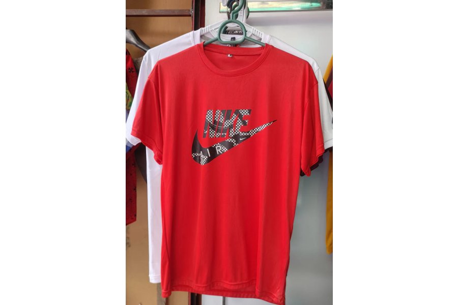Men Nike Logo Red  T Shirt by Kragnify