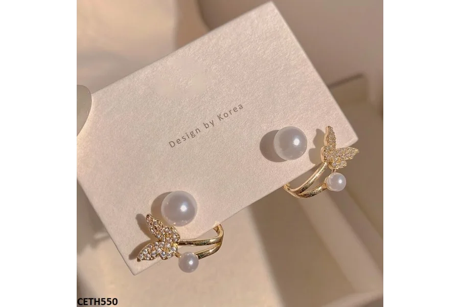 Charming Jewelry Collection: 5-Piece Set Featuring Butterfly Pendant a