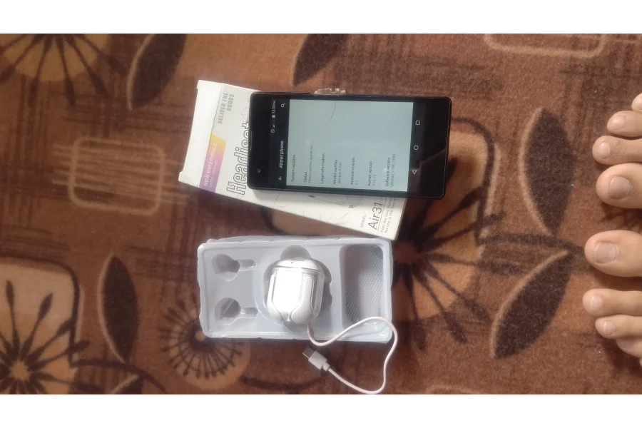 QMobile+airbuds