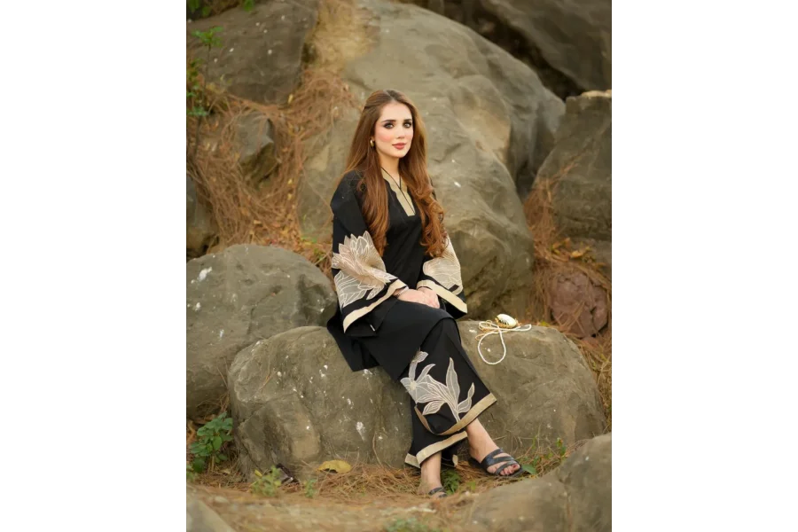 SUMMER LILEN STUFF WITH EMBROIDERY 2 Pc Set Black