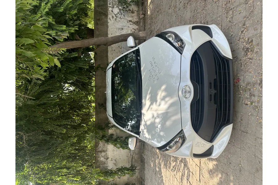 Toyota yaris x hatchback