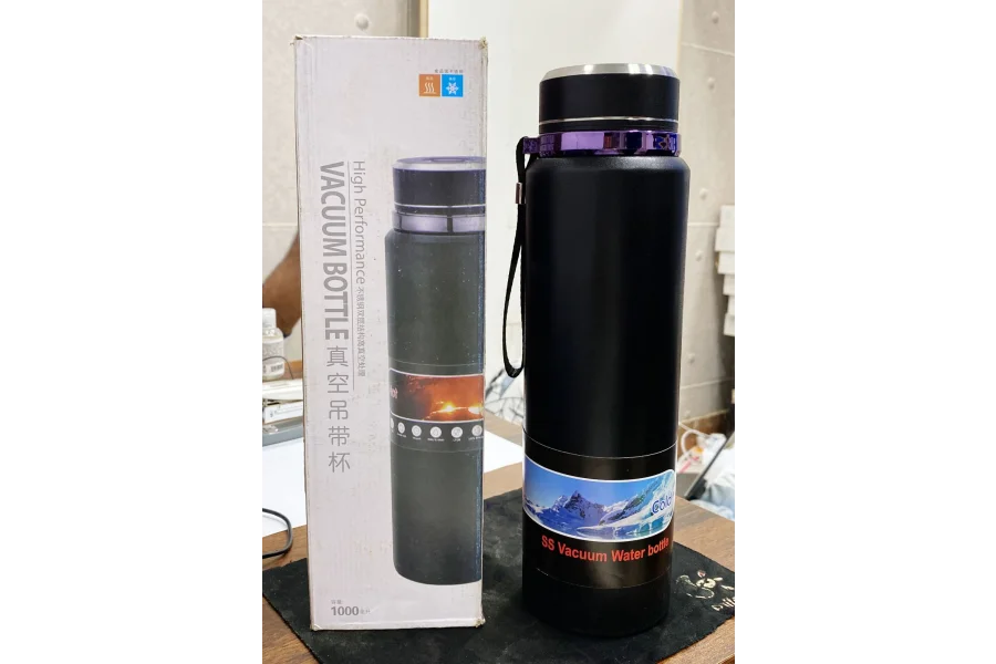 Hot and Cool Water Bottle 1000 ml ( Random Colors)