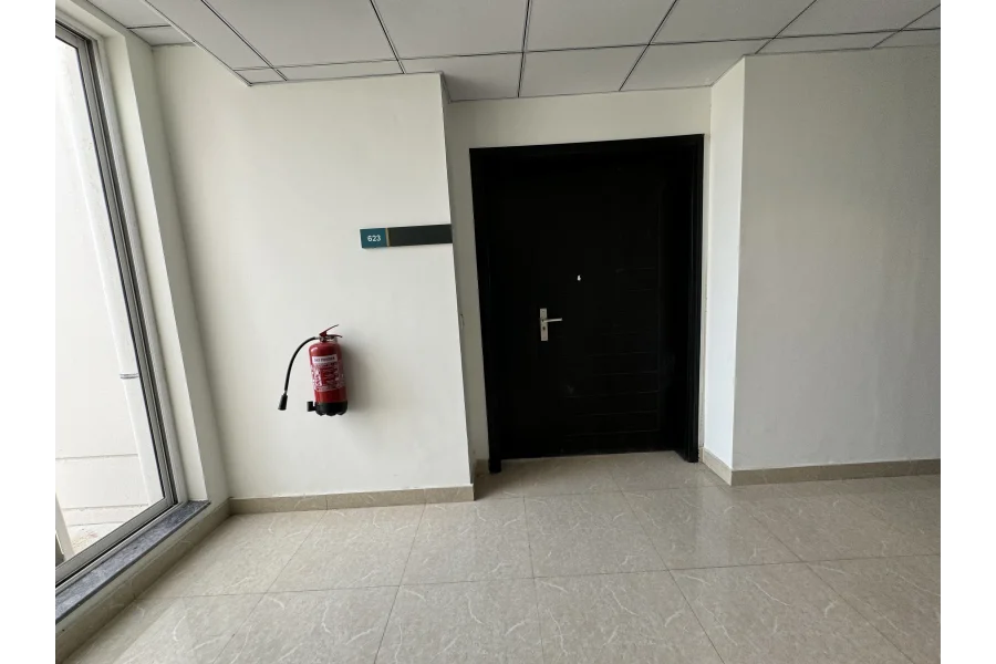 **Luxury 3-Bed Apartment with Premium Amenities for Sale Zameen Opal