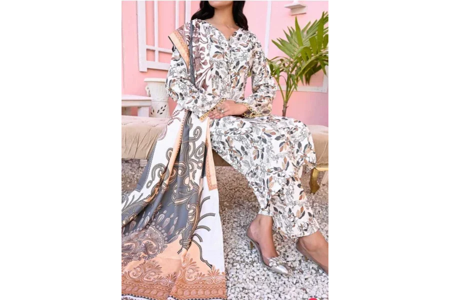 THREE PIECE DIGTAL PRINTED UNSTITCHED PASHMINA WINTER DRESS