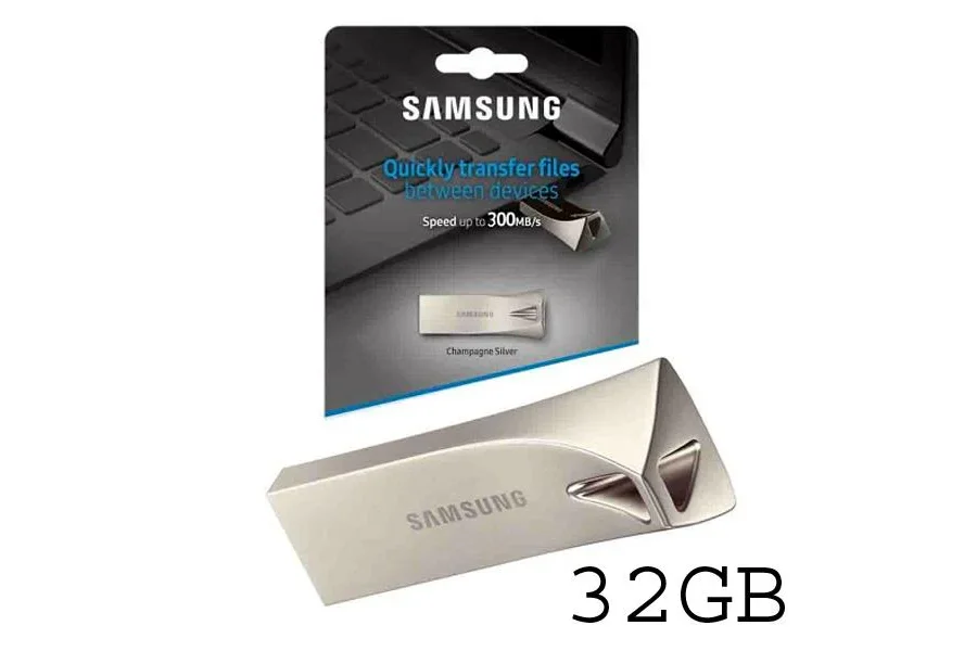 وارنٹی کے ساتھ 32GB USB Samsung۔