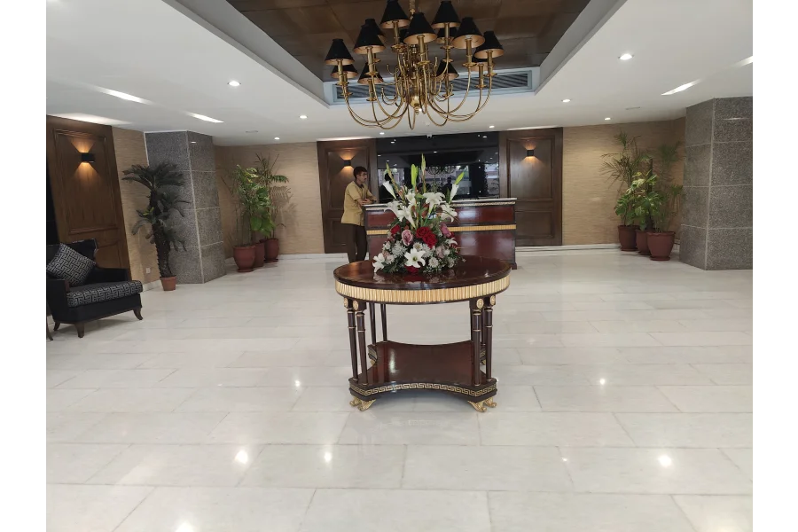 3 Beds Apartment with attached Bath