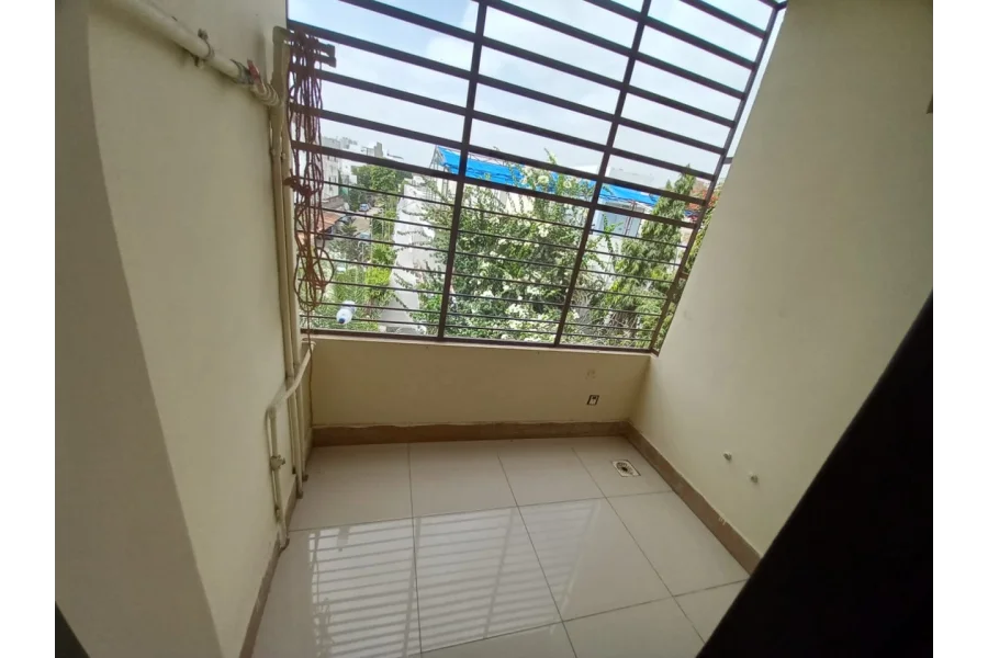 2 bed dd Flat for sale in North Nazimabad