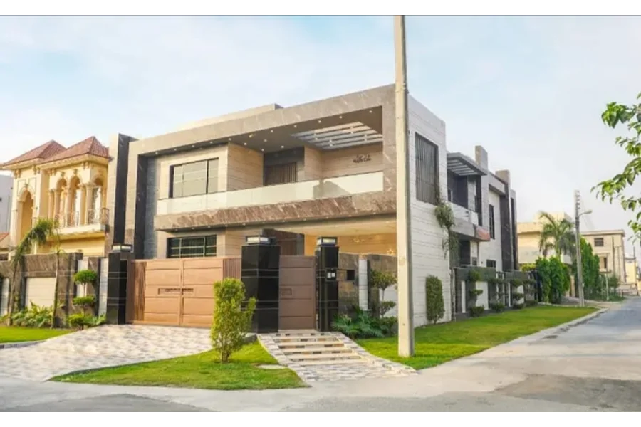 kanal house for sale Valencia town Lahore Pakistan