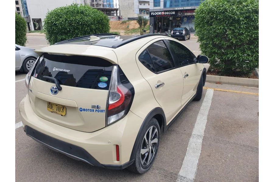 Aqua Cross over for Sale