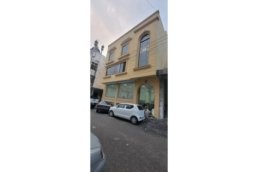 Fresh Building For Rent