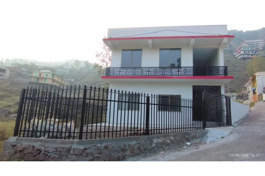 ڈبل یونٹ انڈیپنڈنٹ کارنر ولا