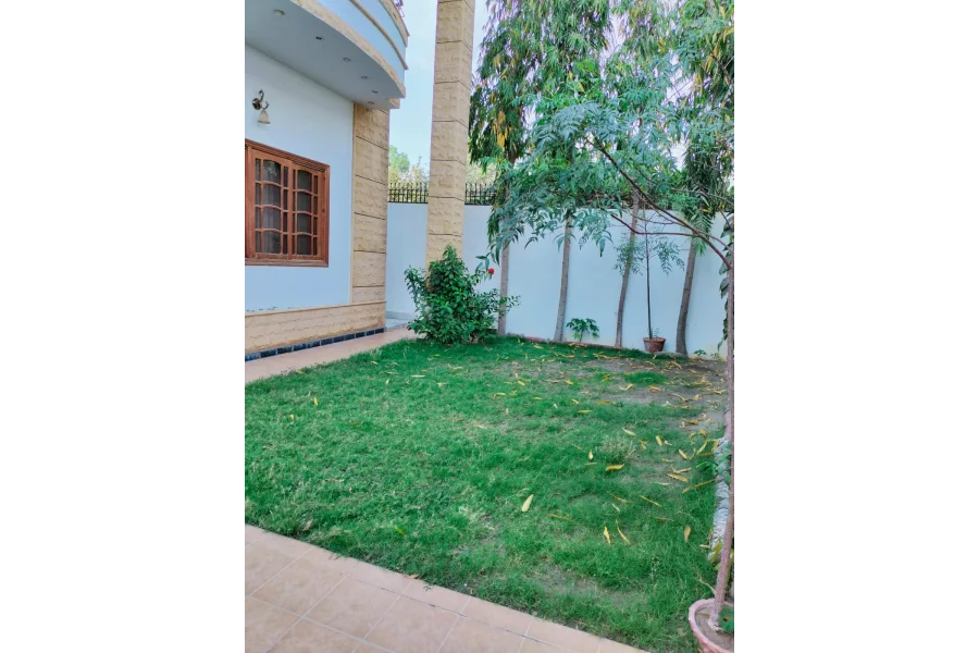 Luxurious Bungalow Is Available For Sale