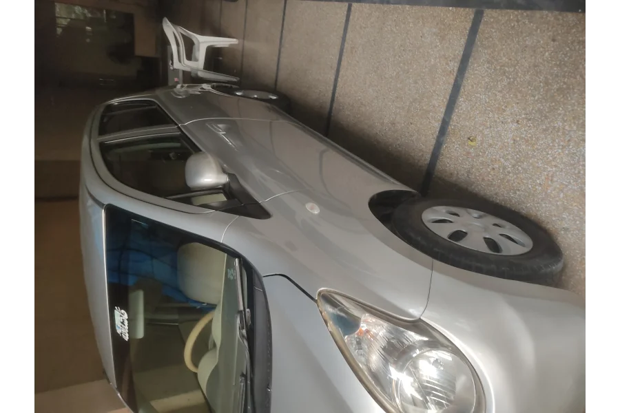 Toyota Vitz Available for Sale