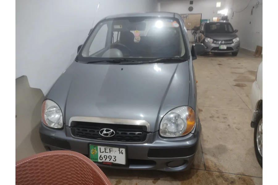 HYUNDAI SANTRO 2014 ماڈل فروخت کے لیے دستیاب ہے۔