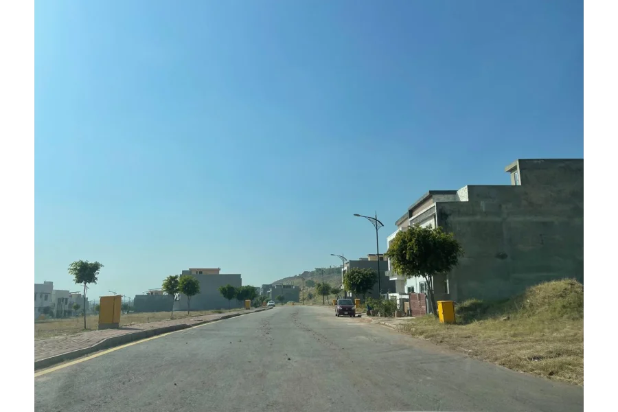 5 مرلہ پلاٹ نمبر 1