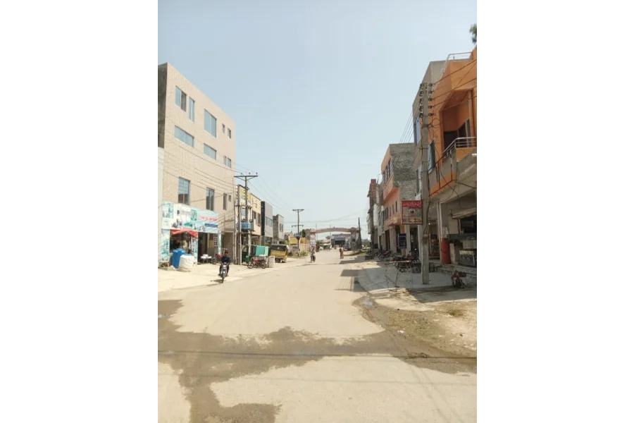 2 Marla Corner Commercial Plot 50 ft Road for Sale in KAHNA