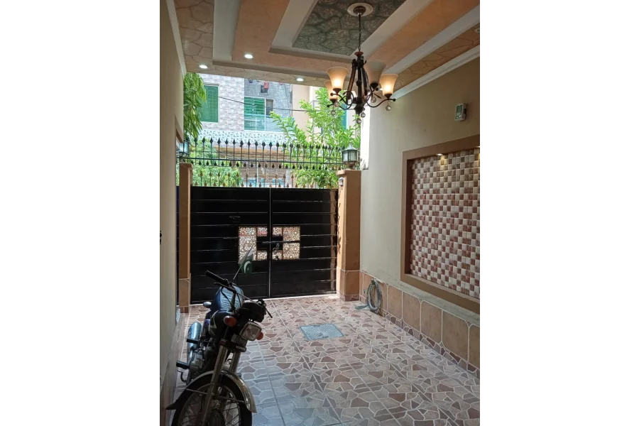 4 Marla Double storie house for sale